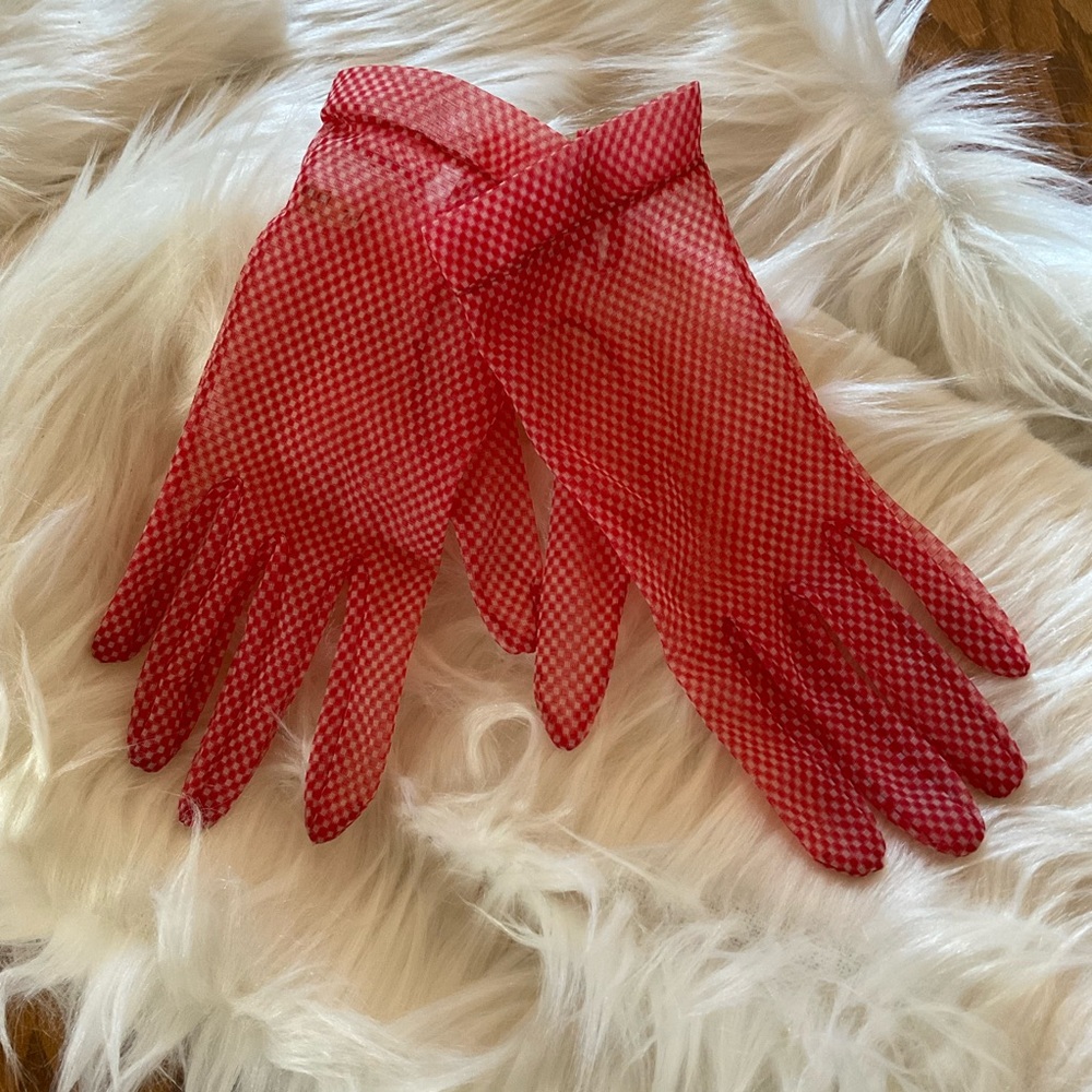 Vintage Inspired Sheer Nylon Mesh, Red/White Gingham Pattern Gloves, USA, Sz 7.5 - Picture 5 of 7